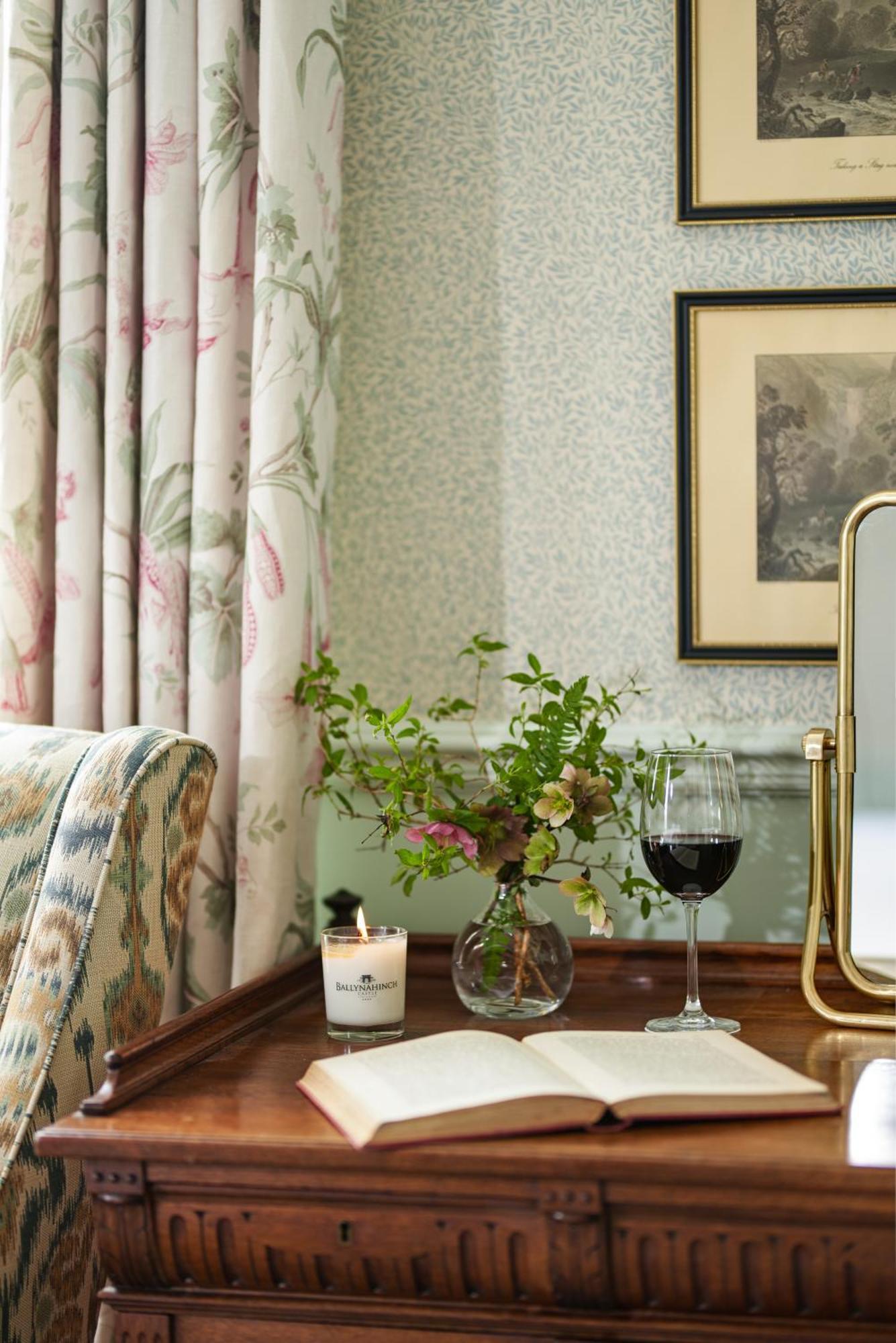 Ballynahinch Castle Hotel Esterno foto