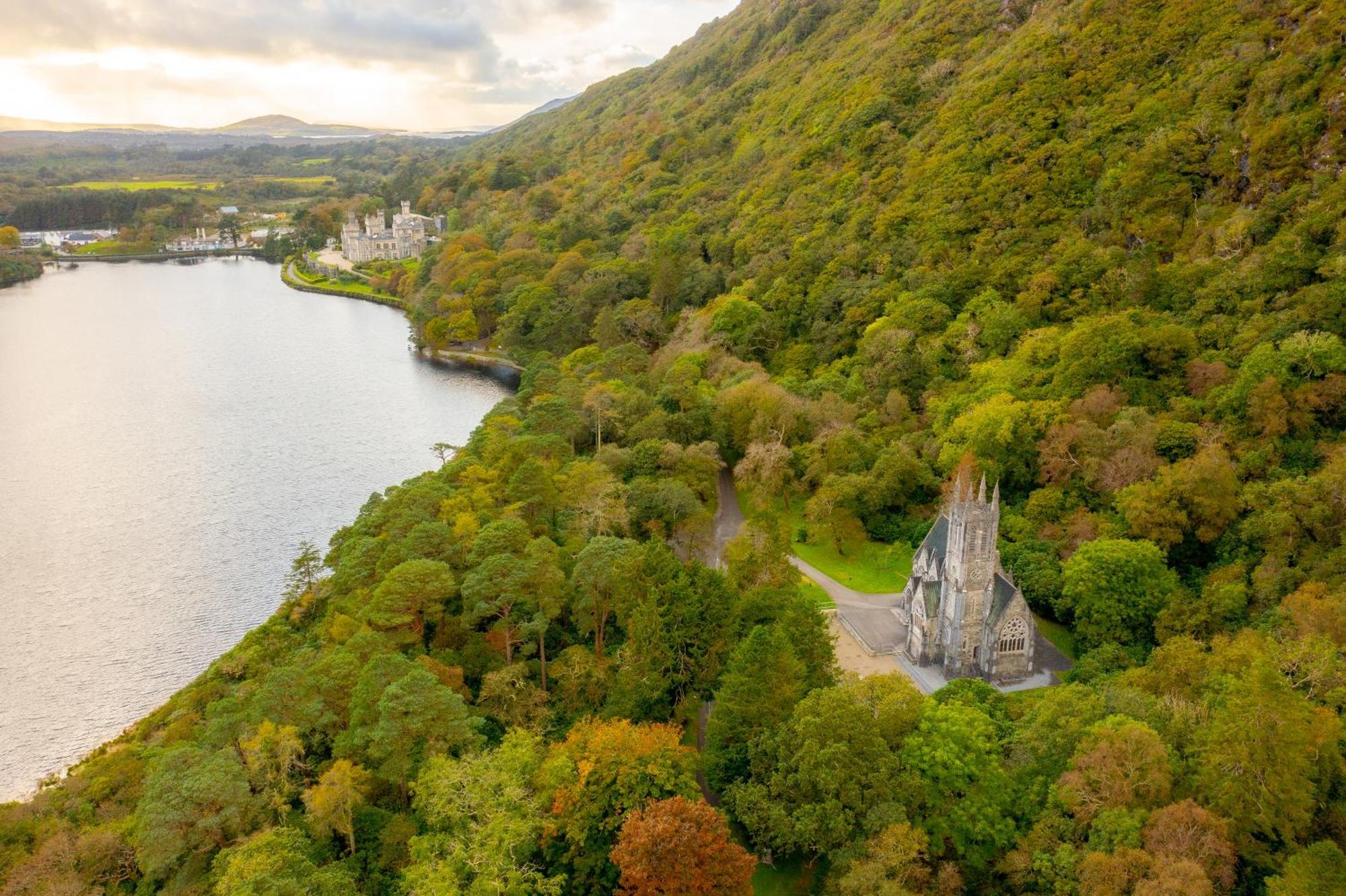Ballynahinch Castle Hotel Esterno foto